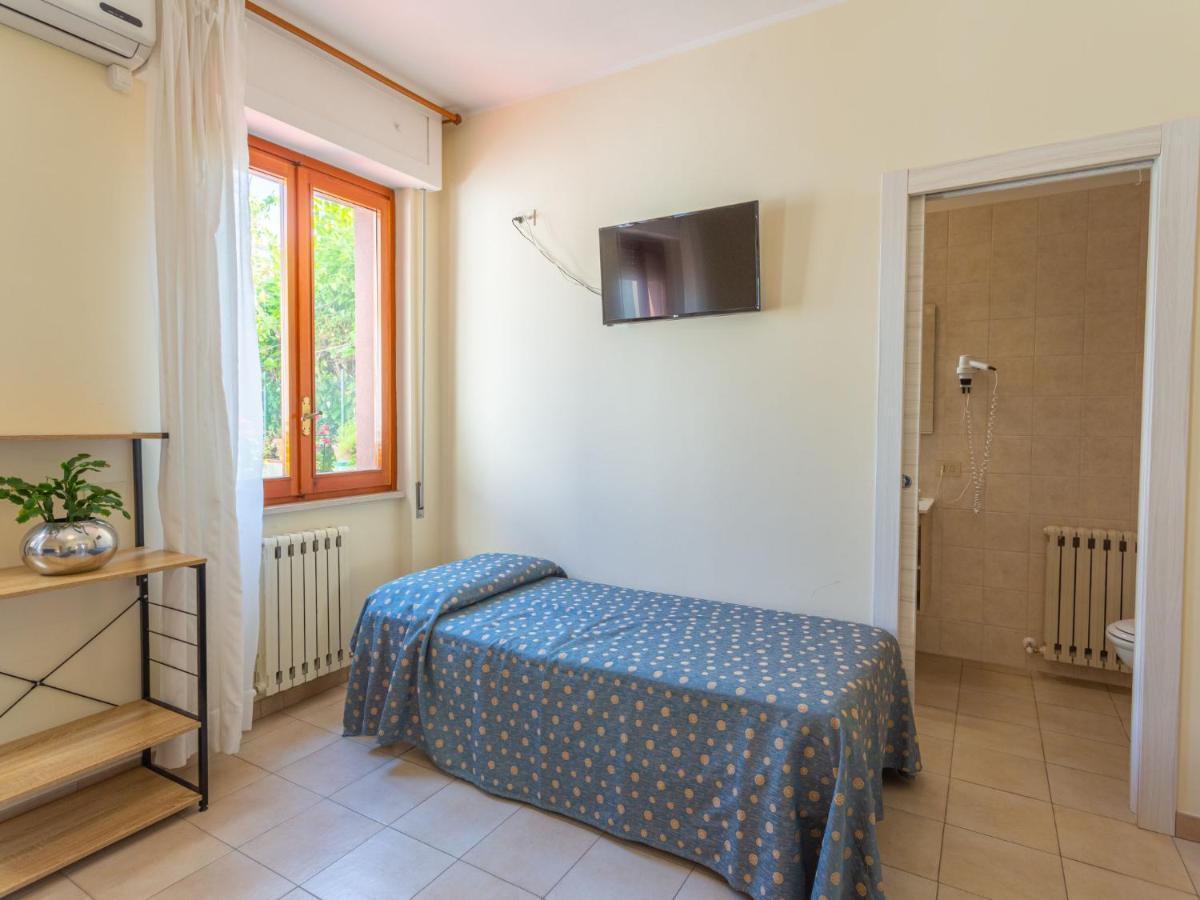 Appartamento Locazione Turistica Mare Blu - FVM100 Francavilla Al Mare Esterno foto