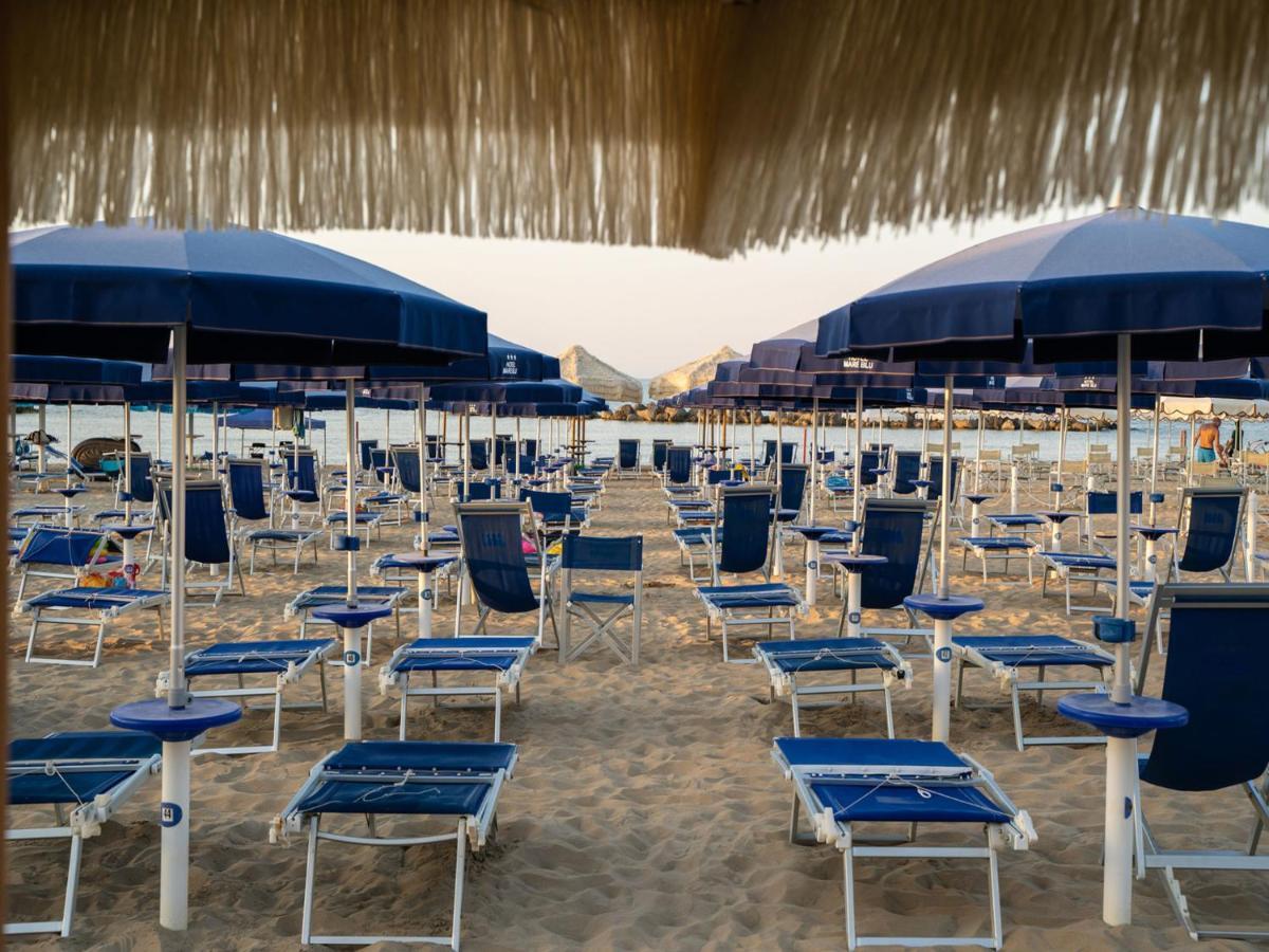 Appartamento Locazione Turistica Mare Blu - FVM100 Francavilla Al Mare Esterno foto